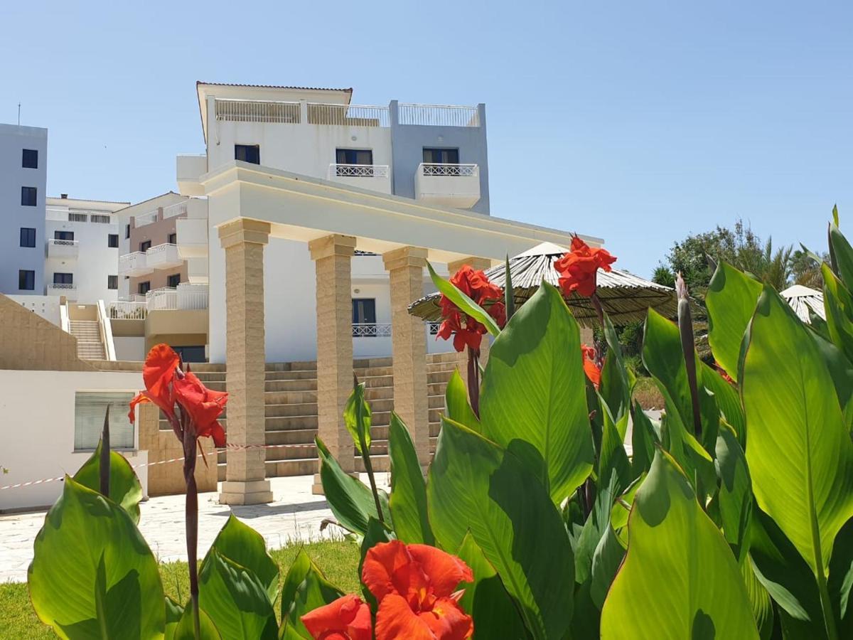 Seaview Sunset Holiday Apartments Paphos Esterno foto